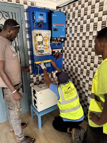 Réalisation Macrolect : installation à Bobo-Dioulasso (photo 127)