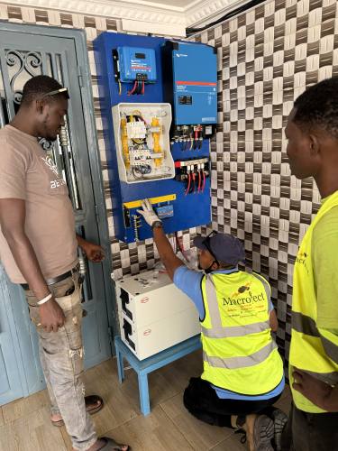 Réalisation Macrolect : installation à Bobo-Dioulasso (photo 128)
